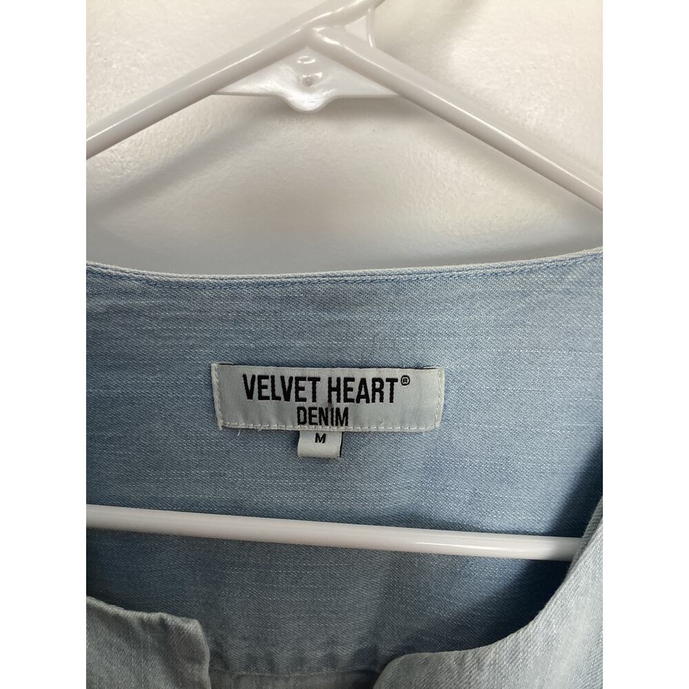 Velvet Heart Light Blue Denim Blouse with Front Tie - Size M - Picture 5 of 9